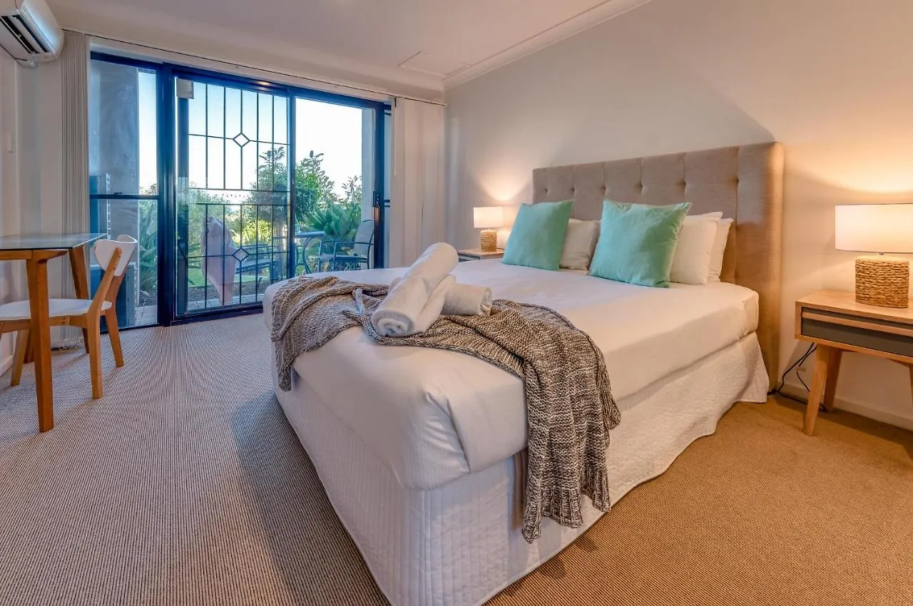 The Point Coolum Aparthotel Coolum Beach 4*,