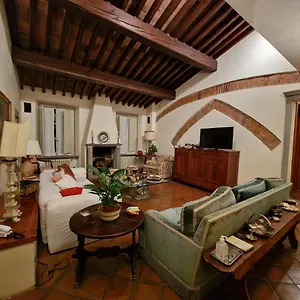 Casa San Bernardino Lucca